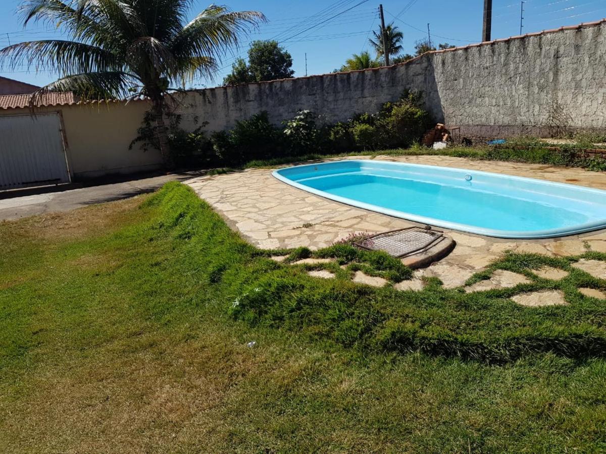 Otima Casa Caldas Novas 2 Km Do Centro Para Ate 14 Pesssoas Com Piscina Aquecida, Churrrasqueira, Wifi 外观 照片